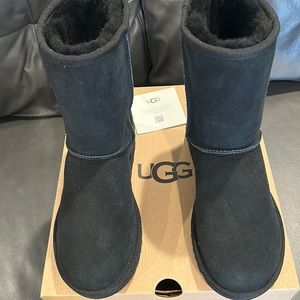 Ugg classic short 11 boot
